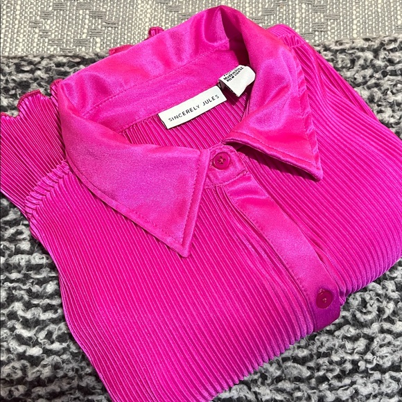 Sincerely Jules Fuchsia Pleated Dress - Picture 4 of 13